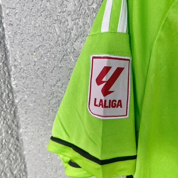 NWT- Adidas Real Madrid jersey set size medium Green - Picture 12 of 12